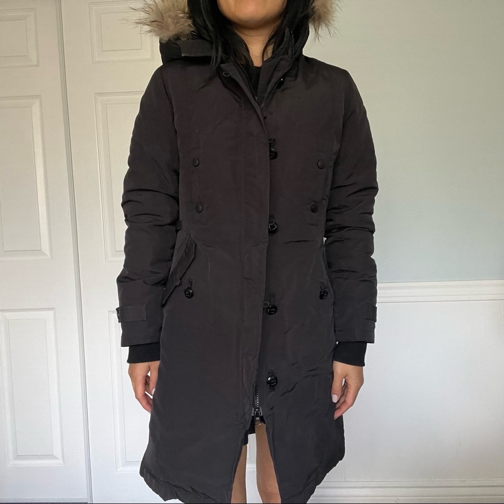 YDE Black Duck Down Jacket. Women’s size Small.